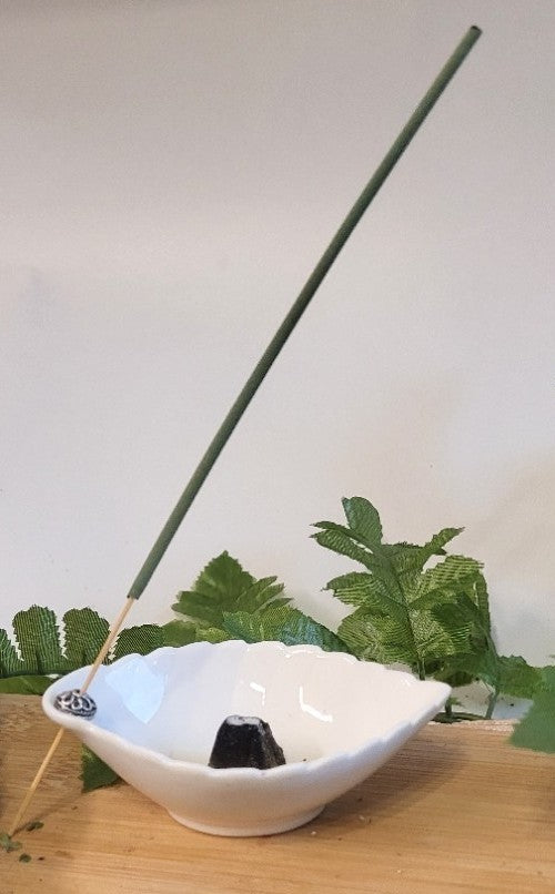 porte encens feuilles